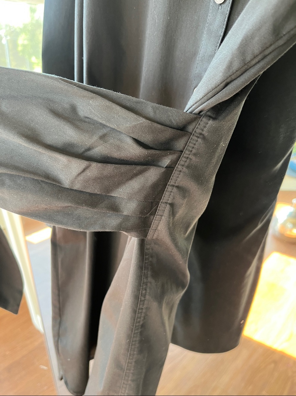 UNTUCKit Angelina Black Cotton Shirtdress with stretch - like new - Picture 7 of 15